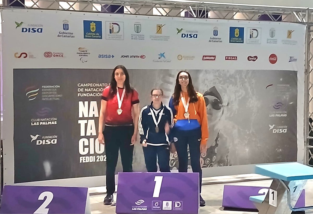 CNFidiasCordoba's tweet photo. Ayer finalizamos la tercera jornada del Cto España Natación Absoluto Feddi, Plata para Elena Martin en 50 braza, Bronce  Ainoa Aguilera en 50 braza y Bronce  Esther de Haro en 100 espalda.
Hoy  a por la cuarta y quinta jornada.
@cordoba_incluye @IMDECO_ @AndaluciaJunta https://t.co/EWcRVWJrab