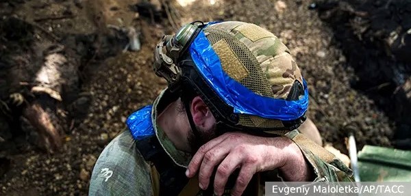 Dr_C_Becker's tweet photo. 🇷🇺 #TASS meldet, daß zwangsmobilisierten Soldaten in der Region #Kursk von dem Kommando der Streitkräfte der #Ukraine der Rückzug aus #Sudscha verboten wurde.
Den Soldaten wurde mit Trommelfeuer und mit Repression gegen ihre Familien gedroht.
#Kiew #Selenskyj #суджа https://t.co/iXJL4TkV8y