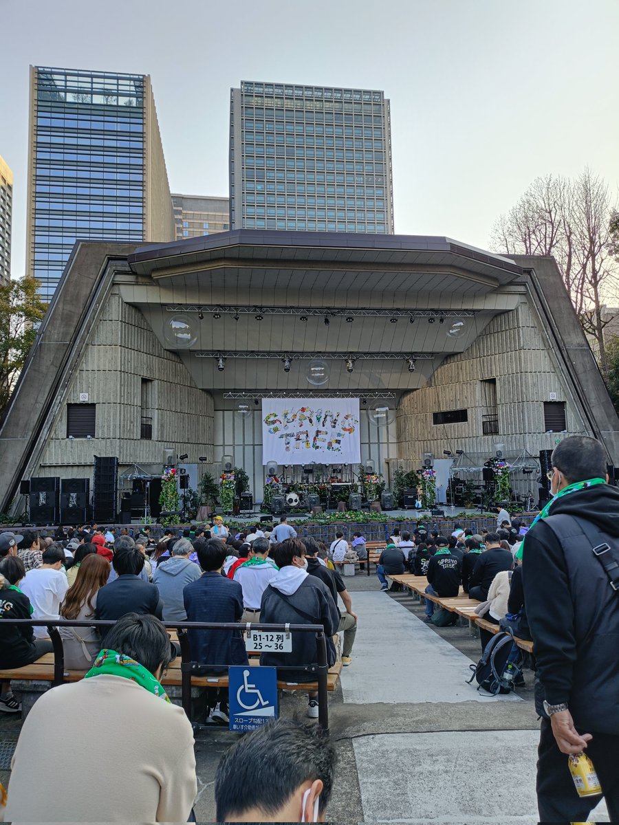 alexandrite0630's tweet image. 家入レオ YAON 〜SPRING TREE〜 vol.2参戦しました！！
様々な曲をアコースティックver.になって曲の印象がガラッと変わって凄かったです！！
「雨風空虹」の動画は家宝にします！！
懐かしい曲もたくさん歌ってくれてとても楽しかったです！！　Fanclub Liveも行く！！
＃家入レオ
＃野音
#SPRINGTREE