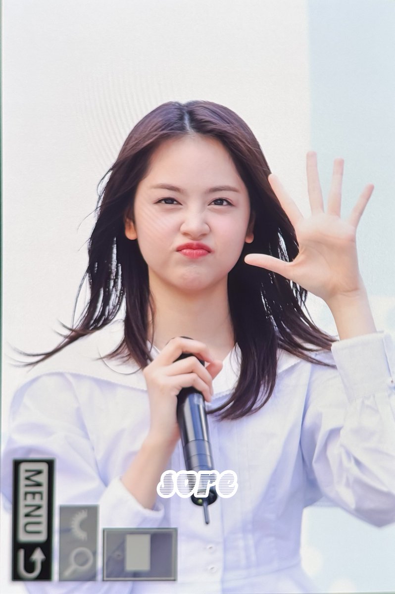 sore tweet media