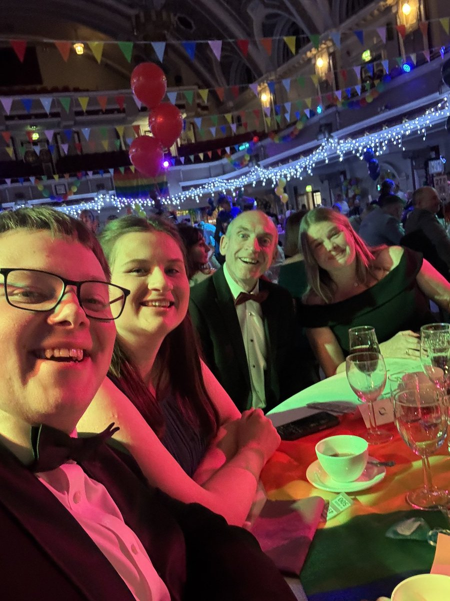 Representing <a href="/TheCSSO/">City of Stoke-on-Trent Symphony Orchestra</a> at the Stoke-on-Trent Lord Mayor’s Charity Ball last night at the King’s Hall. Some great music from the Teachers Pet School of Rock tribute band (from Stoke!!) 🎸