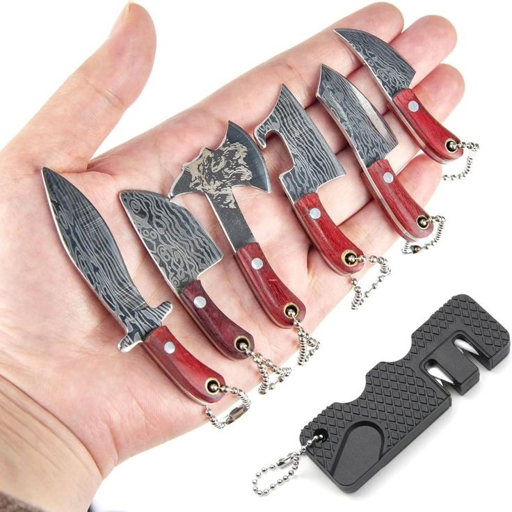 EDCCARRY1's tweet photo. For Sale. Hand-Crafted Damascus steel Keyring Chef knives set. We ship worldwide! Reach out for more details and to place your order. #USA #Texas #outdoors #outdoorslife #cheffing #chefknife #chefknifes #chefset #ColoradoBuffaloes #cheflife https://t.co/bJLGNW5WH8