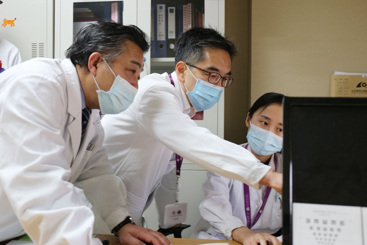 Tsinghua_Uni's tweet photo. @MedTsinghua is recruiting physician-scientists, innovators, #bioengineers, educators, #clinical experts, translational #medicine experts &amp; more! #JoinTsinghua and shape the future of #healthcare! More: https://t.co/hSn8Up6541 https://t.co/ZgMyRXcSeA