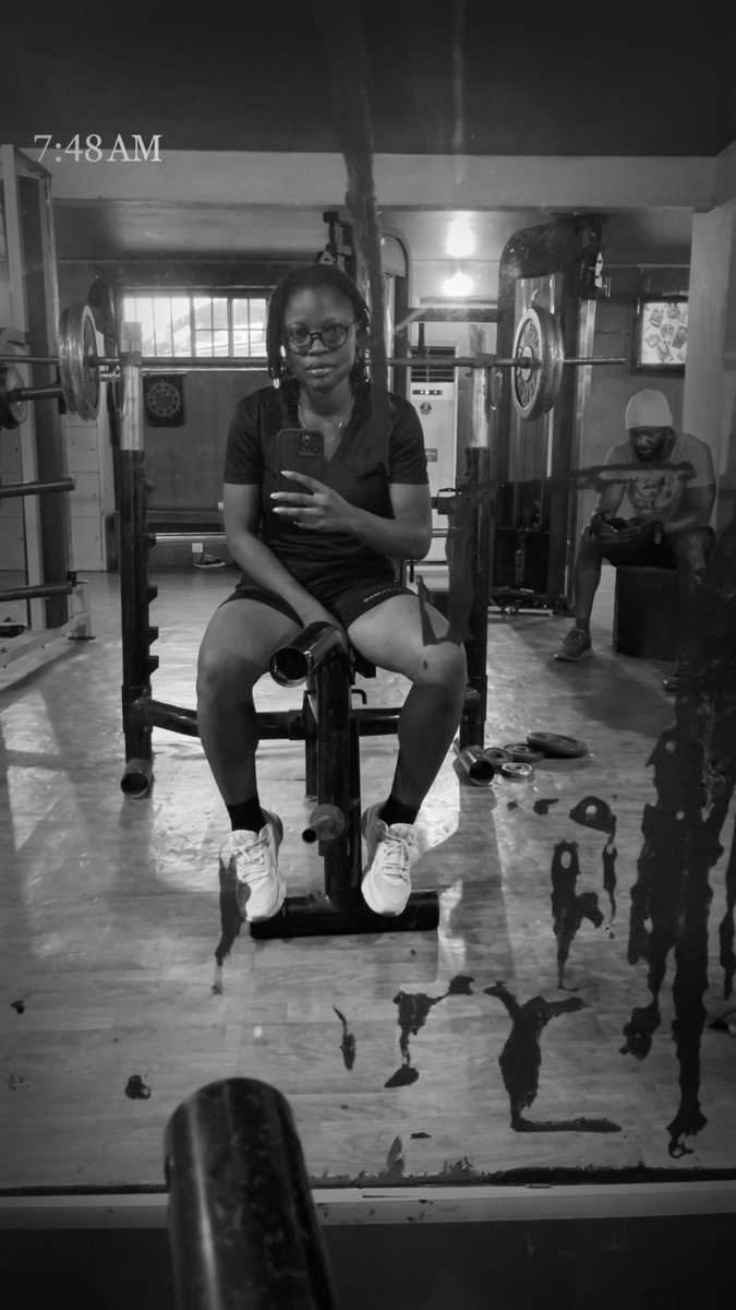 fakurizy's tweet image. What Saturday morning looks like ๐
Just like every other day. โค๏ธ & ๐ก
#workoutgirl
#trainyourmind
#gymrat