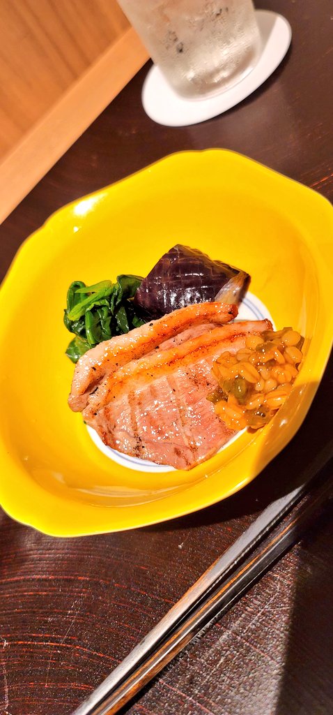satomin_room's tweet photo. ジビエ大好きなので最近は猪・鴨・鹿のお店をあちこち開拓中。素材にストーリーを感じるお店は、料理人の調理はもちろん、猟師も素晴らしい。心の中のグランメゾン東京のキムタクが天を仰いでる
#Top100Restaurant
#Japan
#WildGameMeat https://t.co/bG2TJIorTh