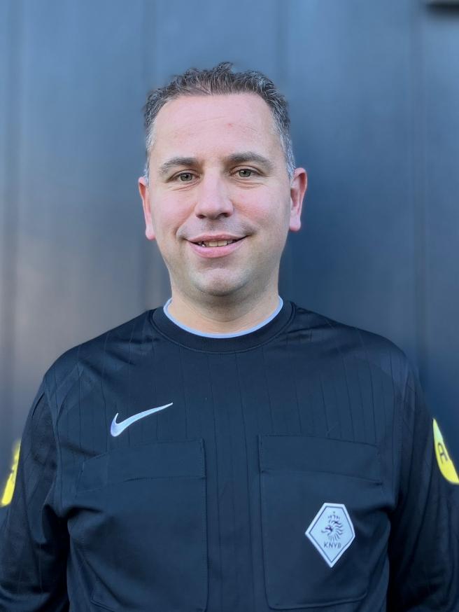 MauricePaarhuis's tweet photo. Derby van Lelystad!

Om 10.30 is ons sympathieke lid Alexander de Jong (@gjadejong) uit Zwolle verantwoordelijk voor een prachtige derby tussen @VVUnicum JO 17-1 en @svlelystad67 JO 17-1 in de vijfde divisie!

#Trots
#SNONijverdal
#DerbyDays https://t.co/9JcIAWy3d1