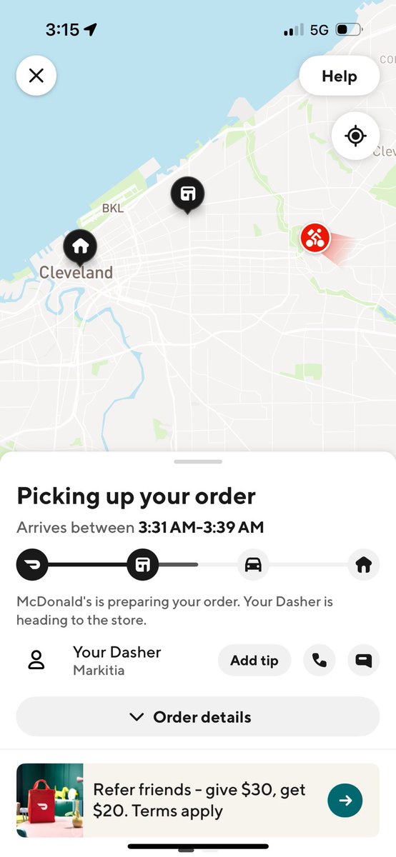 cheezemanbert's tweet photo. Markitia on the bike at 3:16am is the definition of the American Dream. Because it’s March #MarchMadness https://t.co/2h2GEVjF8A