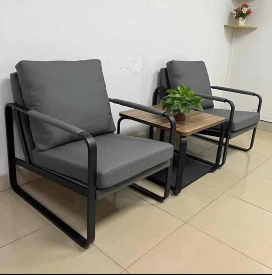 AlhajiEmzo's tweet photo. @retweets_9ja @EmeXFurNFitsHub we sell the bests of luxury at the best Market prices ✅ 

We deliver Nationwide 💯🚚🤝 https://t.co/3wAN8u36rp