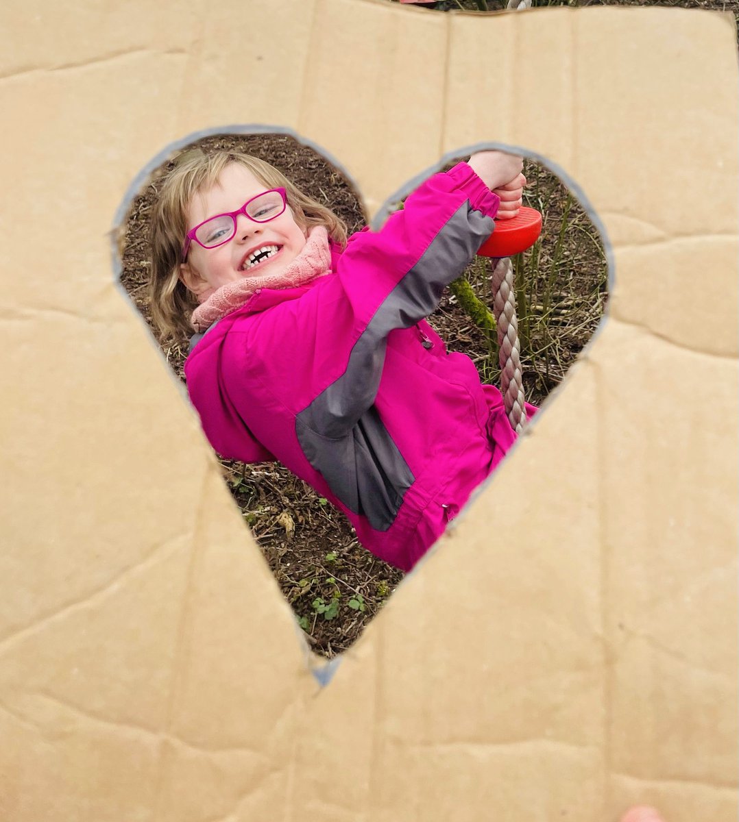 Waterprimary's tweet photo. Bug hunt 🪱🪳🐛🐌 #internationaldayofforest #weloveforestschool https://t.co/I7XFTdXUjo