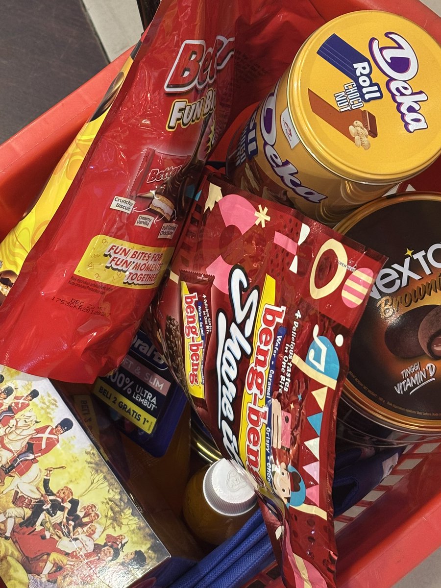 coctext's tweet image. nitip gk?