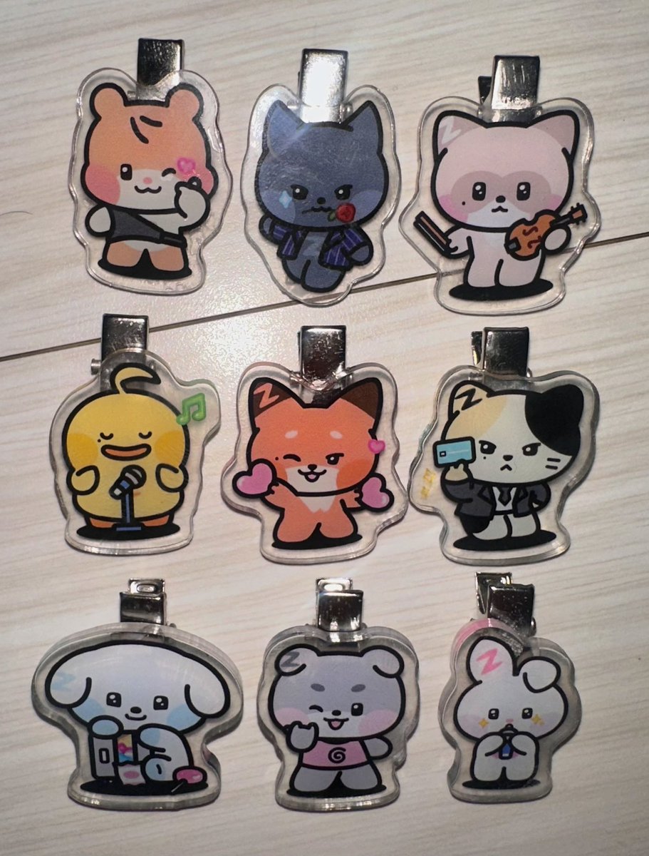 2025 ZEROBASEONE FAN-CON
[BLUE MANSION] 제로베이스원 제베원 팬콘에서 제로니 키링과 머리핀을 나눔합니다!

❗️삼 일 진행/ 멤버별 갯수 상이합니다
 물품은 한 개 선택 가능하며 도안 두 가지 ( 닥터닥터와 기본 ) 중 택 1 입니다 ❗️

해당 글 알티 혹 당일 티켓 인증
착장 및 위치는 타래로!