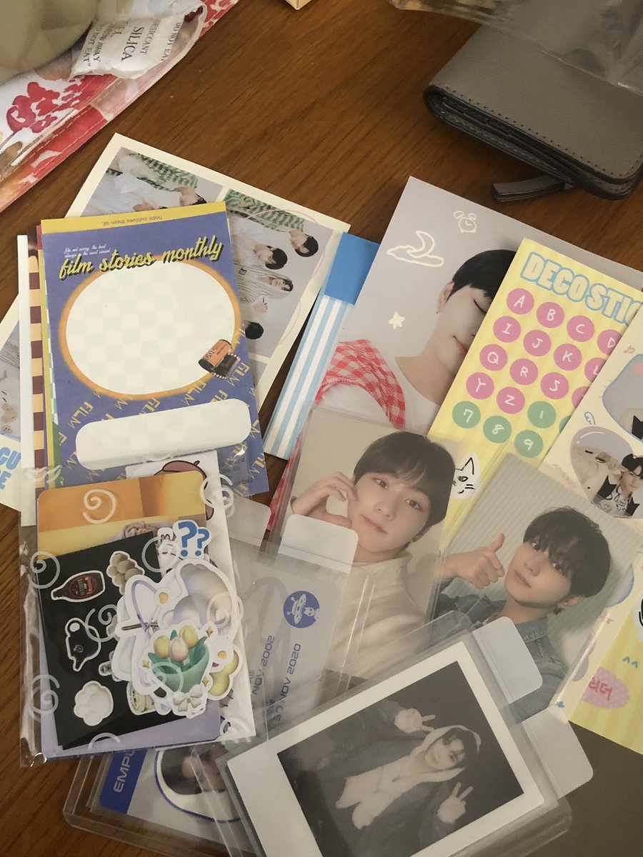 dndtalie's tweet photo. SECOND PURCHASE, IM GOING CRAZEY

~~ #gayleslovemail https://t.co/9fFJ3oGsA2