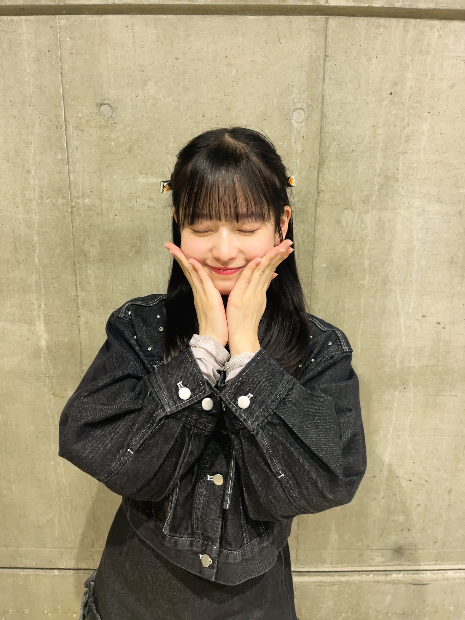 AKB48　近藤沙樹　2ショット写真会場限定 お守りおまもりビンゴ運上昇ver. AKB48 近藤沙樹 2ショット写真会場限定 お守りおまもりビンゴ運