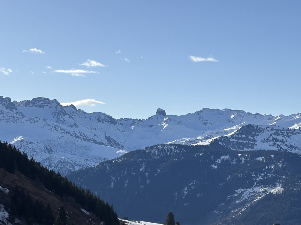 Et si on allait skier 🎿🤩#pierramenta #Beaufortain