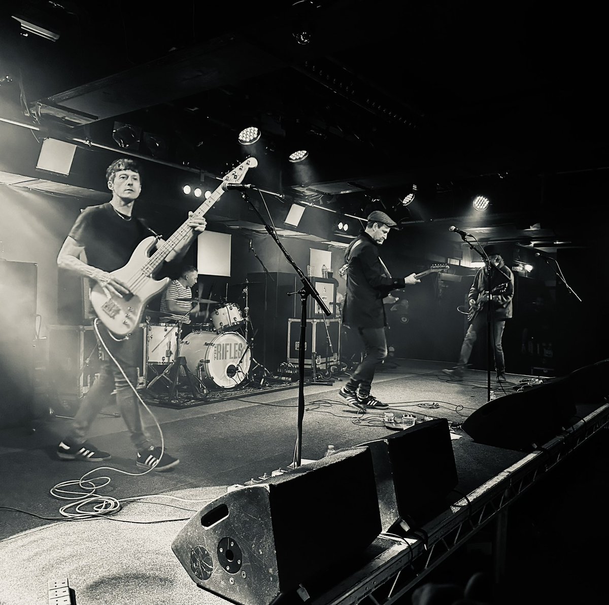 ontheballAdy's tweet photo. @theriflesband great night at the waterfront in Norwich. First time seeing these lads live and they didn’t disappoint . We rocked the place “ To beautiful, beautiful music
To beautiful, beautiful music.” https://t.co/jVZbSj4z7h