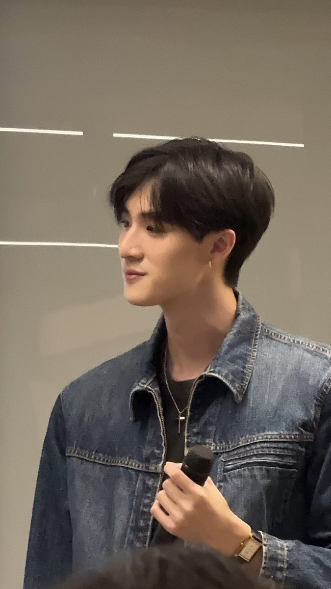 natacantiik's tweet photo. masih jadi fancam terdahsyat gw karena di sini dia MAHA DAHSYAT GANTENG BGT  https://t.co/8wNMqJqlqL