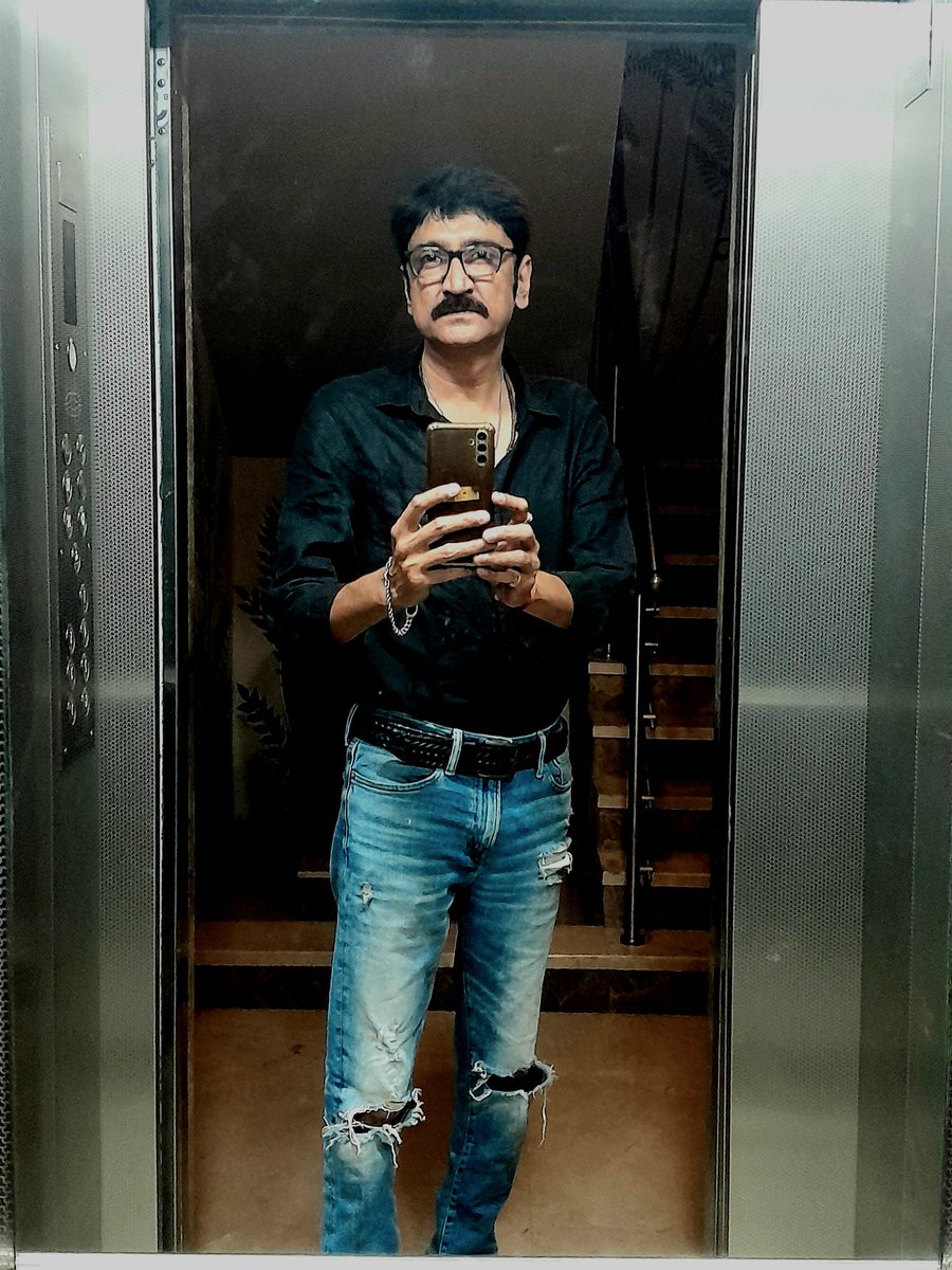 Prashanthk99422's tweet photo. Beautiful afternoon dear friends money. lust .power .proude on bueaty  is not that important it's make us to hurt others . Important is loyalty .caring. respect .humbelness. loving it's makes us to sleep properly .what do u think https://t.co/ANPMtBp9HU