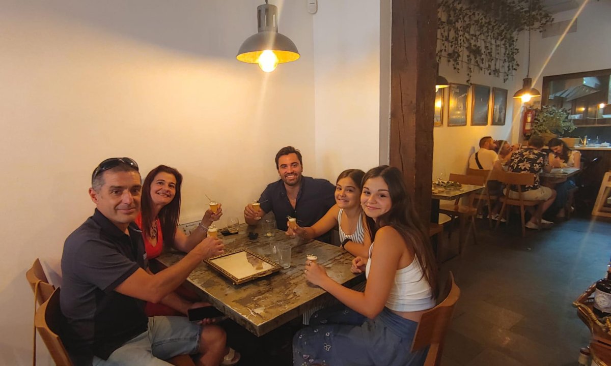 Spanish ham — the greatest delicacy in the world! 🇪🇸✨

Thanks to all of you who follow and support me <a href="/NickLovesSpain/">Nick O'Brien</a> ❤️

¡Buen provecho! 🍻