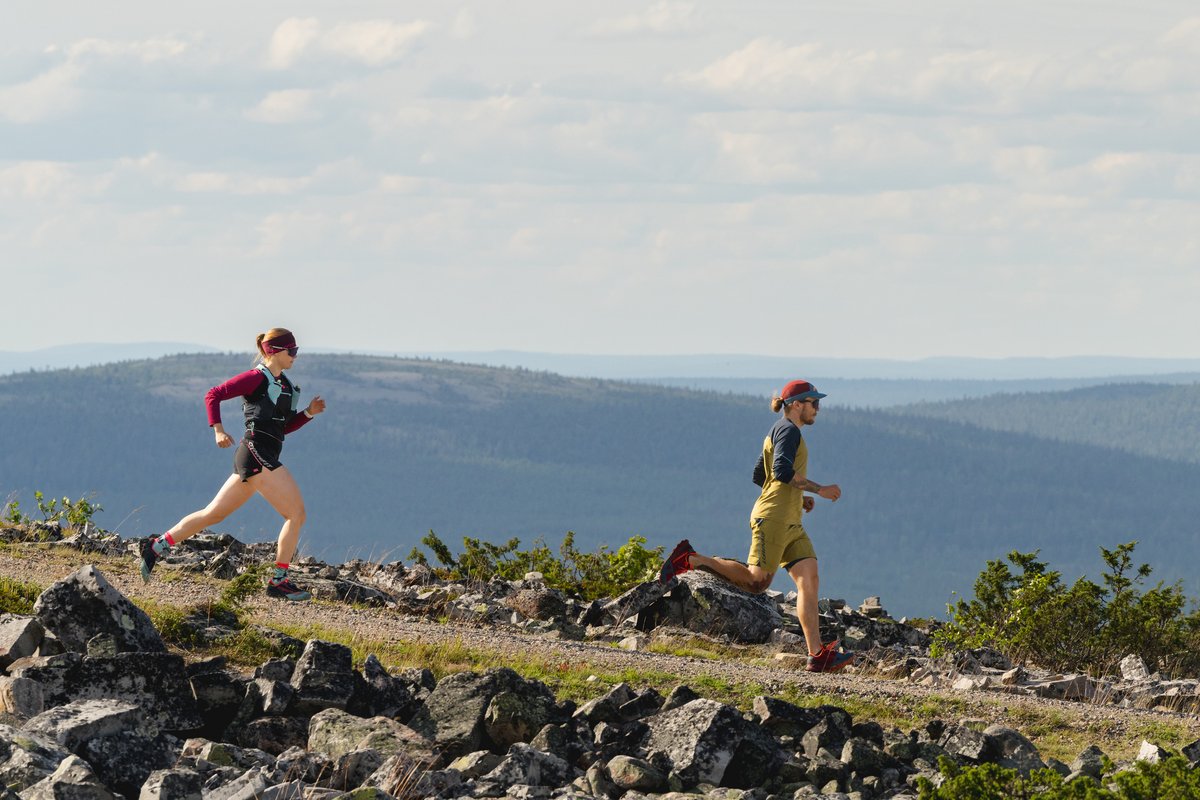 nutsfi's tweet image. Mitkä kengät, millainen juoksuliivi ja tarviiko niitä sauvoja?

👉️ Yhteistyökumppanimme Dynafitin varusteoppaan avulla säästät tuhansien tuntien googlettelun - otappa luentaan ja löydä millaiset kamat sopis sulle! 🙌

👉️ nuts.fi/fi/dynafit-ken… 

📸: @rvalonen

#stayfast