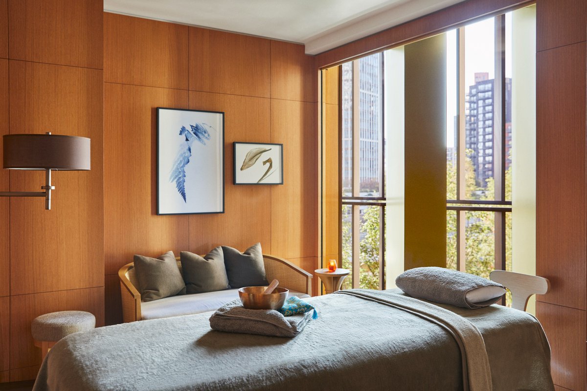 Welcome to Park Hyatt London River Thames 🤩⁠
⁠This five-star hotel is a haven of elegance and luxury! Embark on a transformative wellness journey at the carefully designed spa!
Book now: ow.ly/Nzf750Vh0IH
