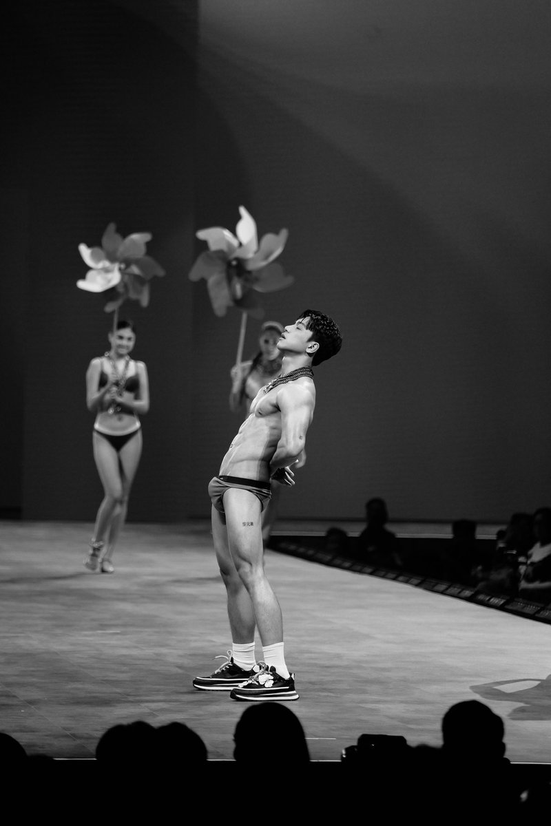 Blessed beyond measure <a href="/benchtm/">BENCH/</a> 

#BENCHBodyOfWork