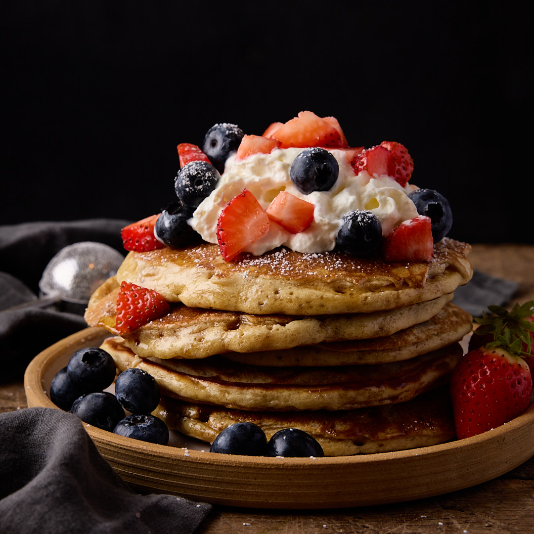KitchenSanc2ary's tweet photo. Easy fluffy American-style Pancakes. This is my go-to recipe that I use all the time. Perfect for weekend breakfasts, holiday breakfasts &amp; sleepover breakfasts.

https://t.co/PSGiLGsQWp
#kitchensanctuary #brunch #breaksfast https://t.co/SSlCdfqK9g