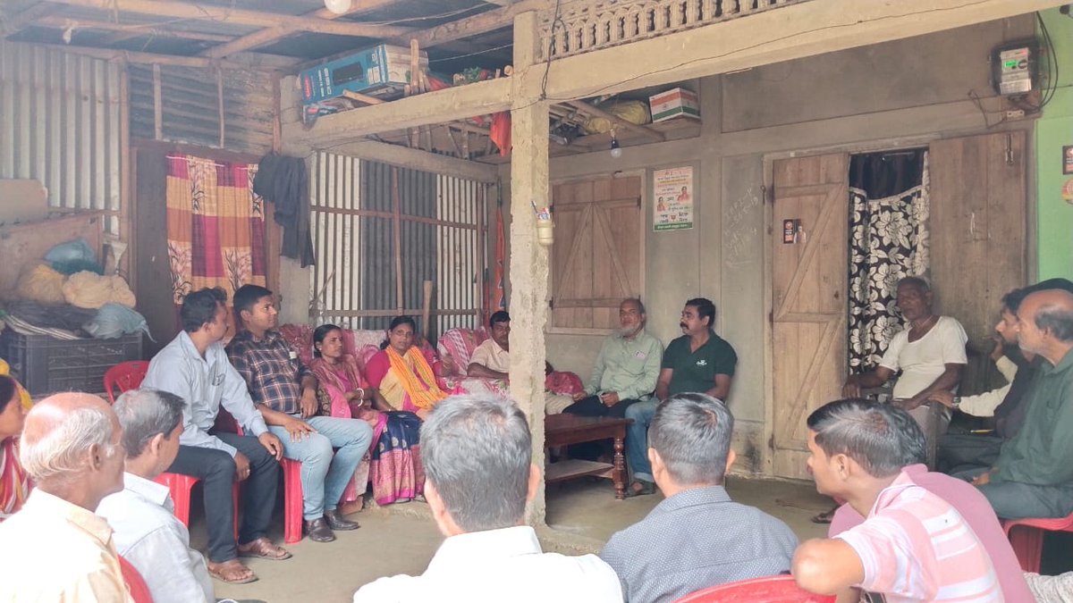 malinabjp57's tweet photo. যুবরাজনগর বিধানসভার কৃষ্ণপুর গ্রাম পঞ্চায়েতের প্রধান শ্রীমতি Kajal Rani MahishyaDas কিছুদিন পূর্বে দুর্ঘটনার আহত হন , বর্তমানে শিলচরের এক বেসরকারি হাসপাতালে ওনার চিকিৎসা চলছে । ওনার  ছেলের কাছ থেকে  শারীরিক সুস্থতার খবর নেই এবং চিকিৎসার জন্য সামান্য অর্থ সহযোগিতা করা হয় https://t.co/zmTyeAeibW