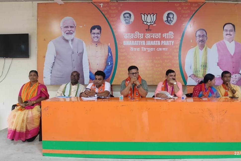 malinabjp57's tweet photo. বিজেপি উত্তর ত্রিপুরা জেলার এক গুরুত্বপূর্ণ সাংগঠনিক বৈঠকে অংশগ্রহণ করি https://t.co/dSae9AIeC7