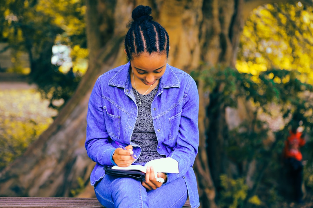 HtfdWrites's tweet photo. Saturday chill: Perfect day to curl up with a notebook and write whatever your heart desires. #SaturdayStories #WritingWeekend #HartfordWrites #HTFDWrites #DoYourBest #StudentWriting #6thGradeWrites #YoungAuthors #yourDEES #DEEmploymentSolutions https://t.co/pnsV2tm8Eu
