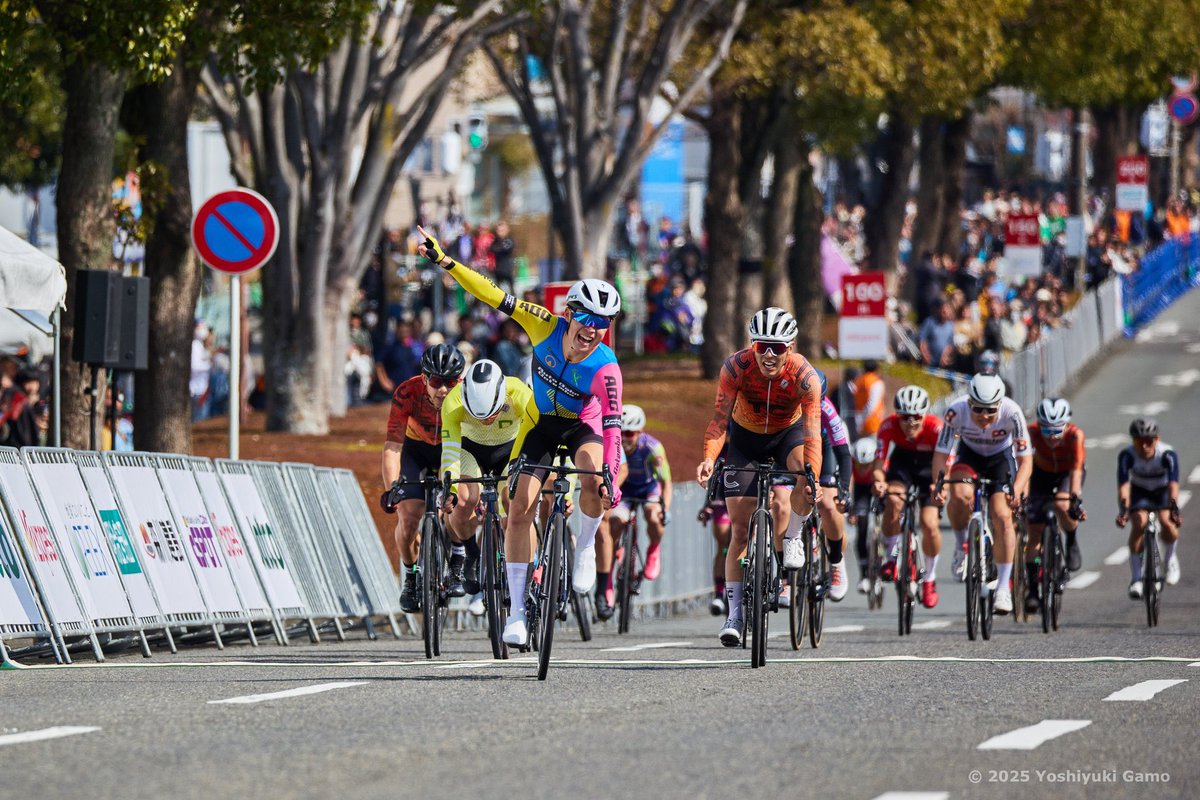 AutoBahnGotemba's tweet photo. 投稿遅れましたが、富士山サイクルロードレース2025に6名の選手が出場しました。

男子エリート+男子U23 
・さとう　　　　優勝🏆🥇
・たくてぃー　　10位
・ともち　　　　26位
・山木　　　　　DNF
・なおや　　　　DNF

女子(F)
・まり坊　　　　5位

応援ありがとうございました！ https://t.co/iLFoxPrdeL