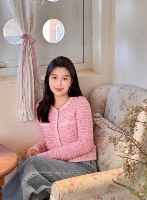 yangyy330's tweet photo. 粉色娇嫩 如今你几岁了？
年轻的时候不咋爱穿粉色 现在岁数大了越来越爱粉色 https://t.co/o931ZUDrj9
