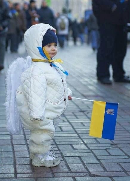 Bonjour tout le monde 🤗🌹🌞🎶🫶🦋🌻🇺🇦 
Petit ange 💙💛🇺🇦