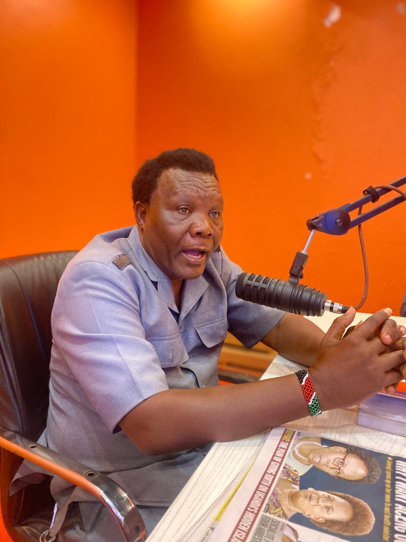 ElgonFMMbale's tweet image. ON AIR : ElgonBaraza#
Topics 
1. Presidential Directive on Extra Charges in Schools Sparks Debate
What strategies can be used to balance quality education and affordability?
2. Museveni Speaks Out on Kawempe Elections #Politics #Educaiton