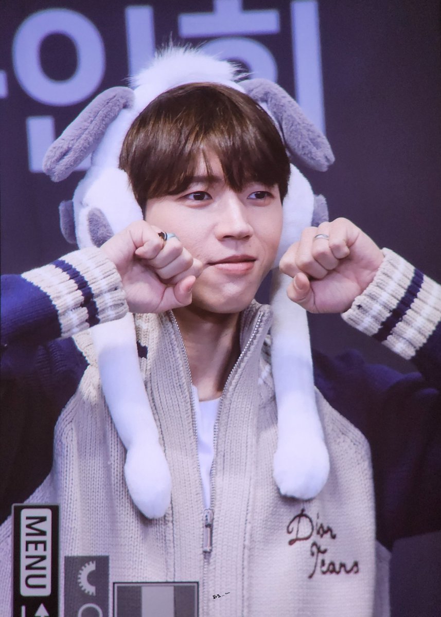 oodoobo's tweet photo. 250322 애플뮤직 팬싸인회 pre

#남우현 #우현 #NAMWOOHYUN 
#인피니트 #INFINITE https://t.co/V3UHzVpEPV