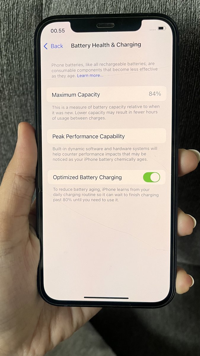 anuymi's tweet photo. wts iphone 12 black 128gb ibox fullset ori
bh 84%
truetone on 
face id on 
body mulus
baret di antigores doang, layar aman.
semua fungsi normal
Lokasi Tangsel/ Jaksel

Alasan jual: ganti hp. https://t.co/T4dOdWqmHm