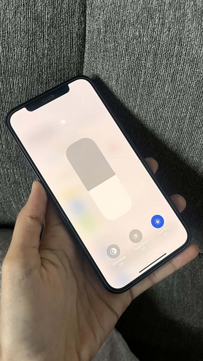 anuymi's tweet photo. wts iphone 12 black 128gb ibox fullset ori
bh 84%
truetone on 
face id on 
body mulus
baret di antigores doang, layar aman.
semua fungsi normal
Lokasi Tangsel/ Jaksel

Alasan jual: ganti hp. https://t.co/T4dOdWqmHm