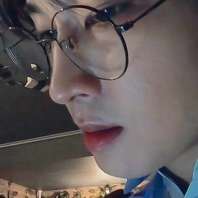 storybyshimmer's tweet photo. ww x oc 
#svtau 

—so what if you have all the nice things in life, if you can't have that four-eyed nerd na tropa ng kuya mo? https://t.co/u6VeZzd4X2