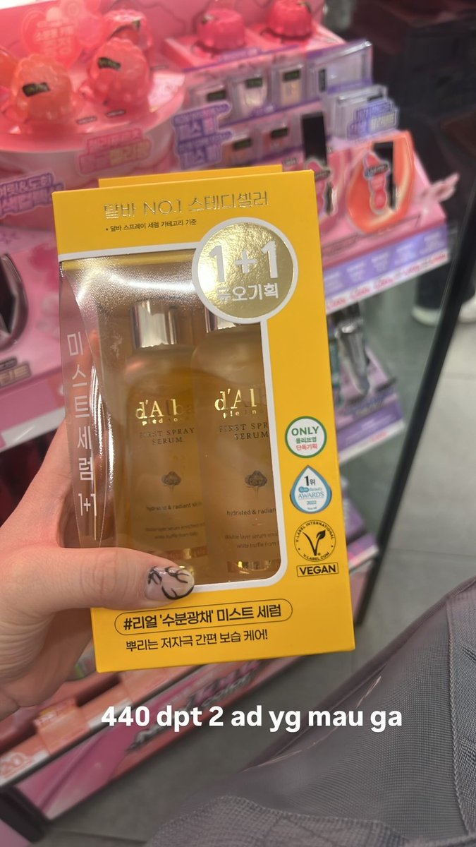 _byshockmins's tweet photo. jastip d alba spray serum 440k udh dpt 2 nihh ad yg mau ga jastip jasa titip korea https://t.co/tQ1appJfT0
