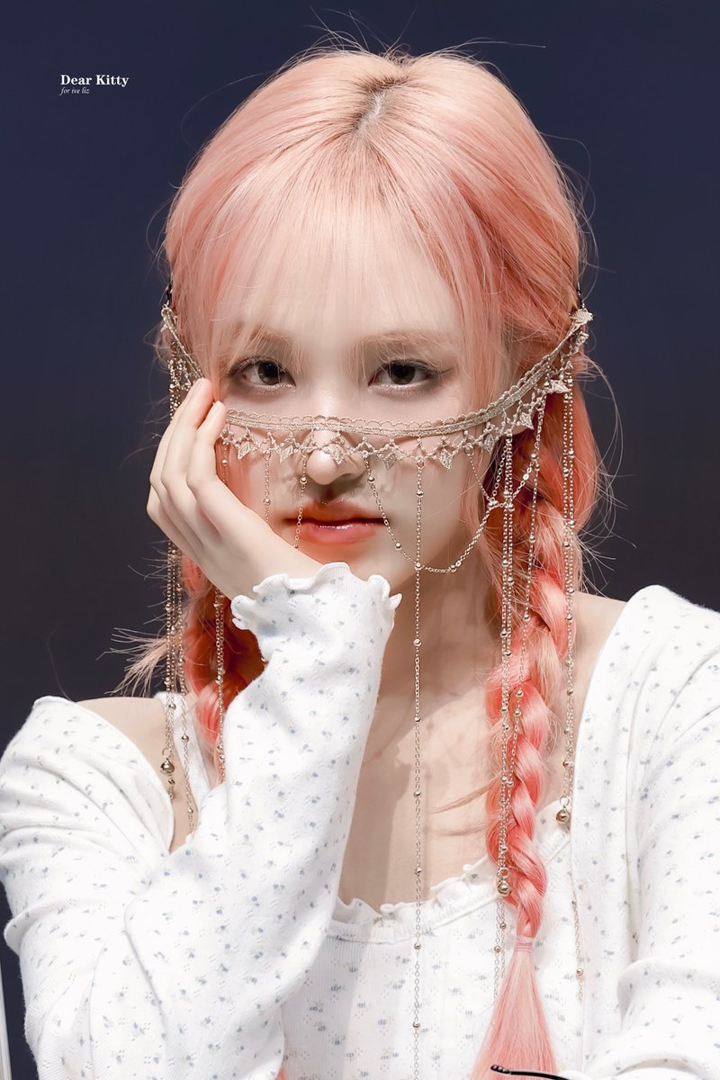 DearKitty_liz's tweet photo. 250322  #IVE #아이브 #LIZ #리즈 https://t.co/tfSdXV1j6l