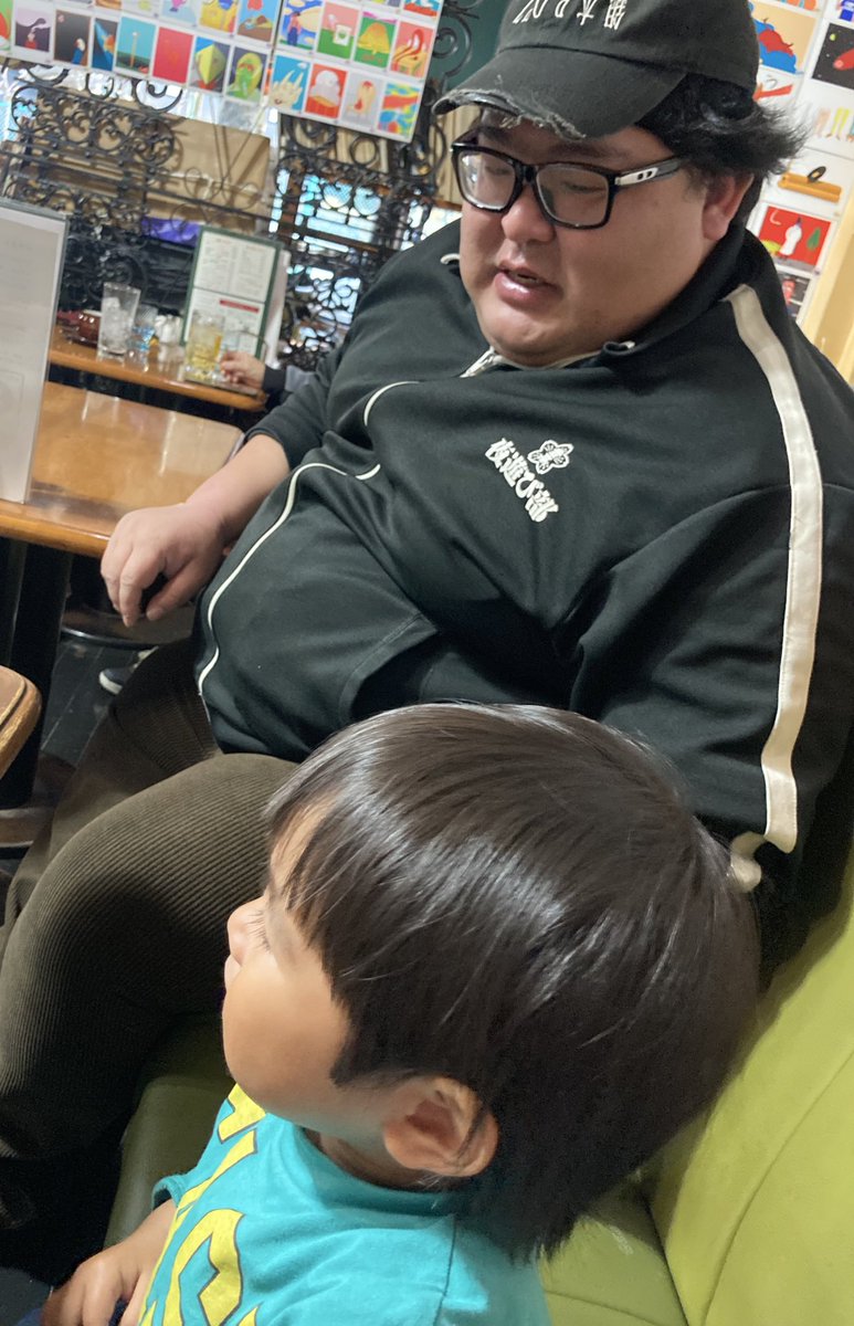 おじさんに会えたよ👶
じいじがくる前に帰ります👶