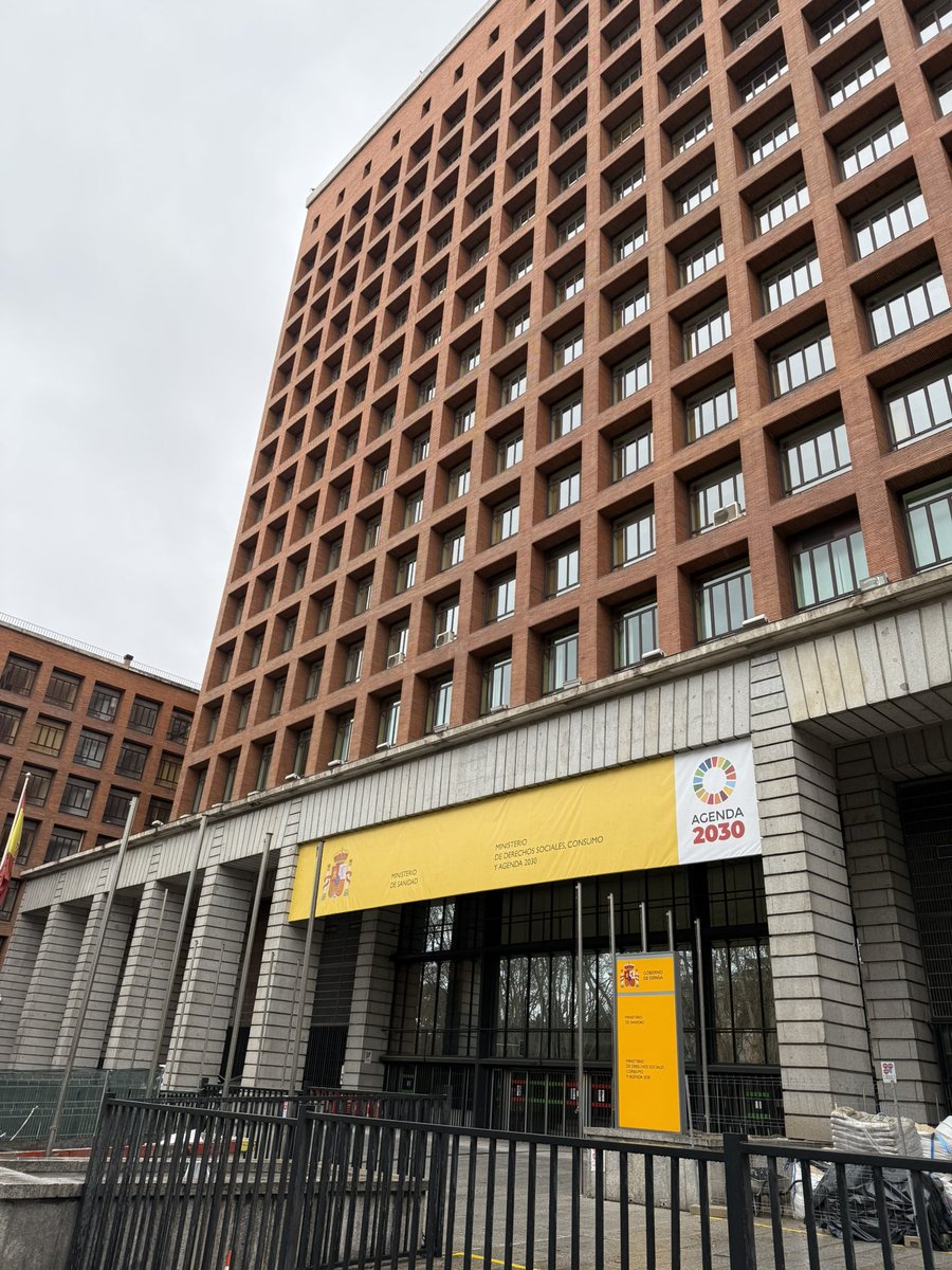 No ha podido ser hoy, pero será.
#stopguardias24h
#estatutopropio 
<a href="/sanidadgob/">Ministerio de Sanidad</a>