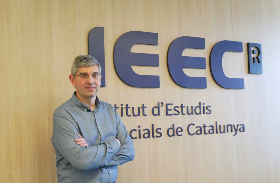 renovemnos's tweet image. Entrevista amb l&apos;@ribas_ignasi, Director de l&apos;Institut d&apos;Estudis Espacials de Catalunya @IEEC_space: 

“La transició energètica és clau per a la supervivència futura de la humanitat”

renovemnos.cat/ignasi-ribas-l…