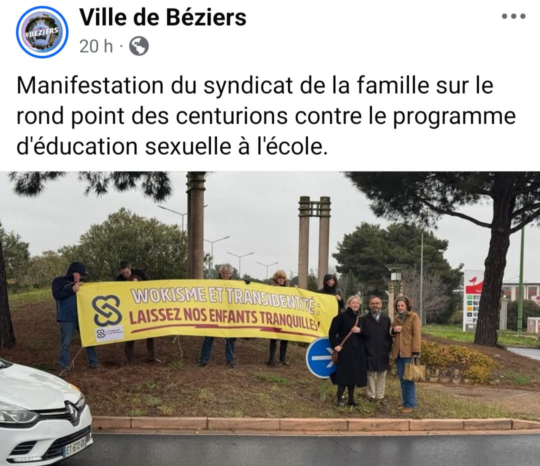 Manouck44's tweet photo. Les mêmes qui ne mouftent pas quand leurs enfants se font tripoter par des mecs en soutane.
L'extrême droite s'attaque à l'école. Nous devons lui résister, ne rien céder !
#22MarsJeMarche https://t.co/NWl1kMigd7