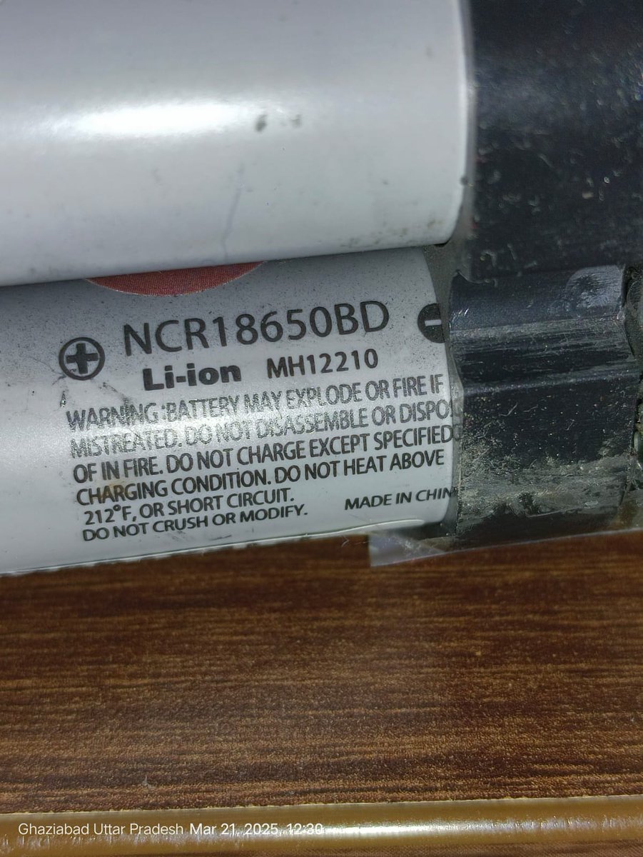 amitahi11's tweet photo. @Openthemag I recently purchased an electric cycle from 91 Cycles, and unfortunately, my experience has been quite disappointing.  Misleading "Made in India" Labeling – The battery casing is labeled as "Made in India," but upon inspection, the actual battery inside is marked "Made in China." https://t.co/SjK8AMxLxs