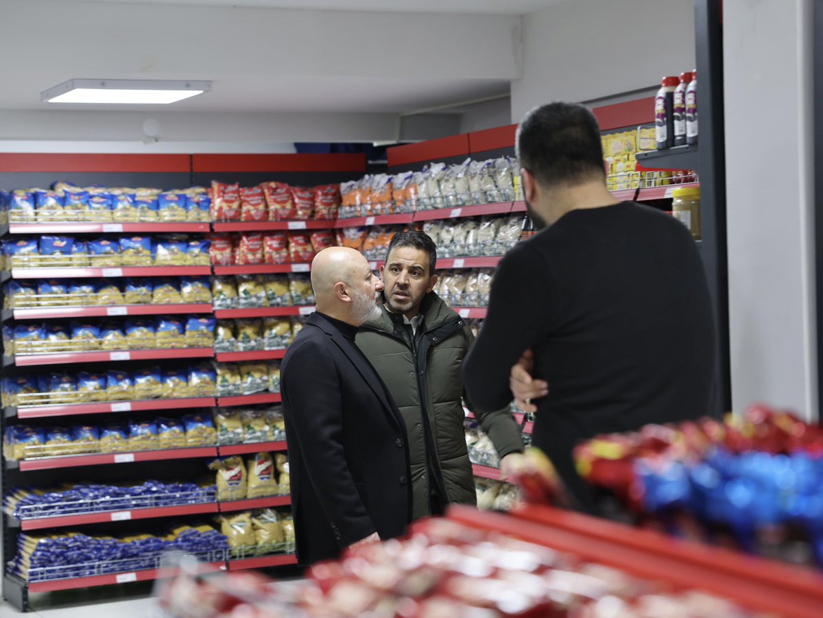ahmetclkbyrkdr's tweet photo. 📍#Kocasinan’ın “Dost Eli” Dost Market ve Mağaza

Yılın 12 ayı, Kocasinan'da yaşayan ailelerimizin yanında olmaya, hanelerine destek olmaya devam ediyoruz 🛒

Hemşehrilerimizin A'dan Z'ye her ihtiyaçlarını karşılayabildikleri marketimizde, ürün çeşitlerini artırmanın ve güleryüzlü hizmetimizi devam ettirmenin gayreti içerisindeyiz ☺️

#Kayseri