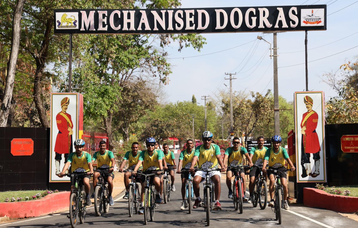 IaSouthern's tweet photo. #DiamondJubilee
#WhiteTigerDivision commemorates 60 years of the #BattleOfAsalUttar (1965 Indo-Pak War) with a 900 km #CyclingExpedition from #Jhansi to #AsalUttar. This journey will honour the valor and supreme sacrifice of our brave soldiers. En route, the cyclists will also connect with #veterans and inspire the youth, fostering patriotism and a deep respect for the Armed Forces.
#AsalUttar60 #CyclingForValour #IndianArmy @adgpi @SpokespersonMoD