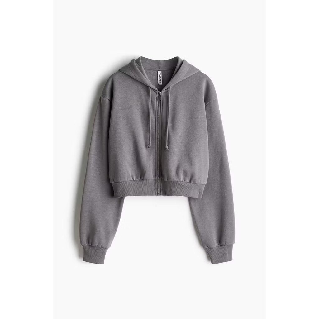 idid_sad's tweet photo. ส่งต่อ เสื้อฮู้ดครอป h&amp;m แท้ ไซส์ s ลองใส่ 1 ครั้ง ส่งต่อ 450 รวมส่ง รับผ่อน/มัดจำค่ะ #ส่งต่อcintage #ส่งต่อfallenangels #ส่งต่อraccoonclub #เสื้อผ้าy2k #เสื้อผ้ามือ2 #เสื้อผ้ามืองสองสภาพดี #โล้ะตู้เสื้อผ้า #โล๊ะตู้ #ส่งต่อเสื้อผ้ามือสอง #เสื้อผ้าhm https://t.co/iJQOYDIApI