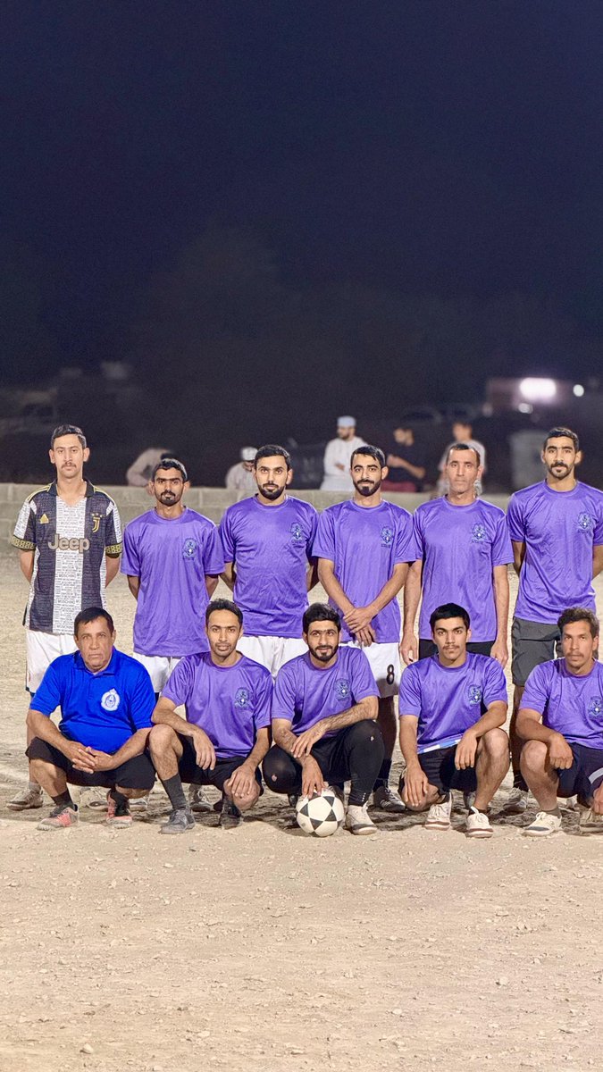 amq_team's tweet photo. اختتم الفريق أنشطته الرمضانية بنهائي كرة القدم تحت رعاية الاستاذ الفاضل محمد بن سالم العبري، حيث توج فريق القادسية بالمركز الأول وحل فريق النصر في المركز الثاني. https://t.co/dRpXeBdKk5