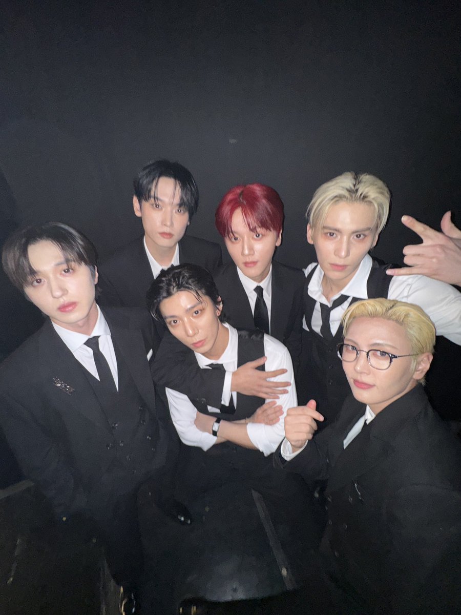 SF9official tweet media