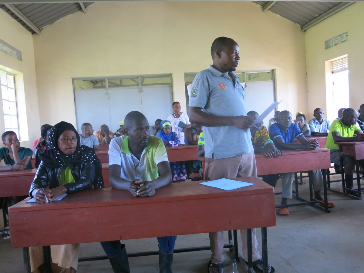 This week, we held empowerment meetings with Kingfisher project host communities in Buhuuka. The discussions focused on emerging grievances caused by oil and gas developments, particularly the challenges faced by fishers who have been prohibited from fishing. #CommunityVoices